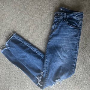Old Navy Jeans size 2!